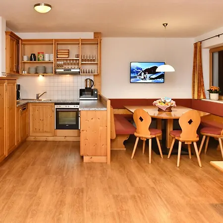Appartements Neben Der Gondelbahn - Haus Nord Brixen im Thale Exterior photo